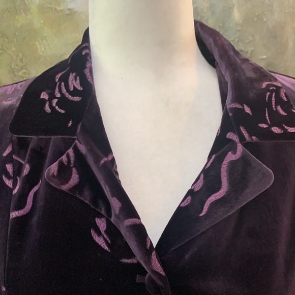 Purple Velvet Look Jacket / Top - Picture 3 of 8